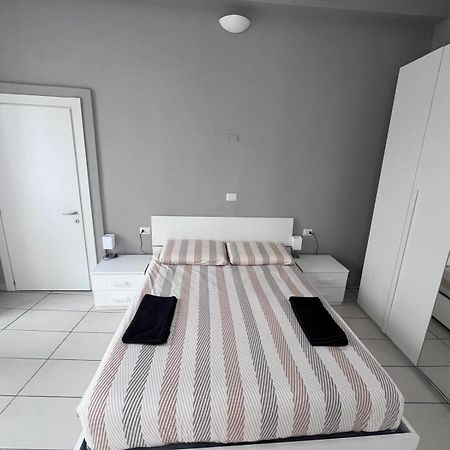 Casa Castagna Appartamento - Lecco Buitenkant foto